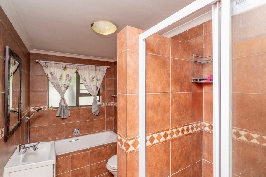 3 Bedroom Property for Sale in Welgevonden Estate Western Cape